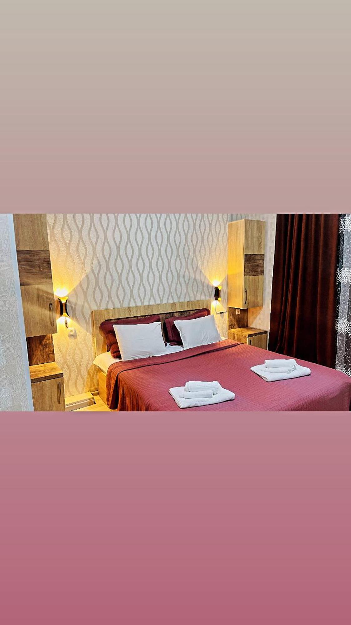 Guest House Royal Comfort With Terrace Kutaisi Exterior photo